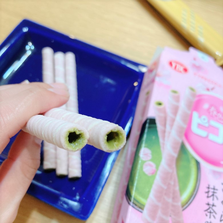ピコラさくら抹茶　中身